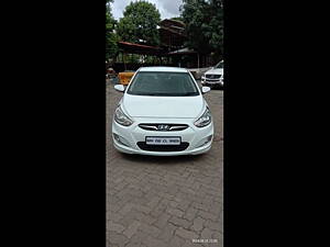 Second Hand Hyundai Verna Fluidic 1.6 CRDi SX in Mumbai