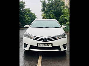 Second Hand Toyota Corolla Altis G Diesel in Surat