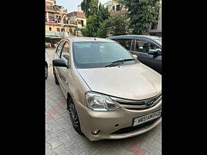 Second Hand Toyota Etios V in Chandigarh