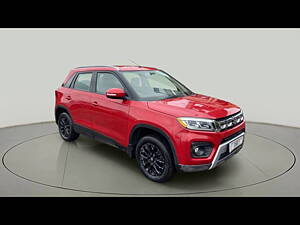 Second Hand Maruti Suzuki Vitara Brezza ZXi in Surat