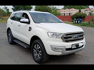 Second Hand Ford Endeavour Titanium 2.2 4x2 AT in Mohali