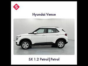 Second Hand Hyundai Venue SX 1.2 Petrol in Lucknow