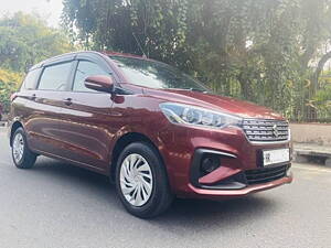 Second Hand Maruti Suzuki Ertiga VXI CNG in Delhi