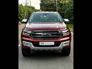 Second Hand Ford Endeavour Titanium 3.2 4x4 AT in Chandigarh