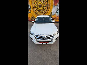 Second Hand Toyota Fortuner 2.8 4x2 MT [2016-2020] in Lucknow