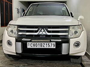 Second Hand Mitsubishi Montero 3.2 GLS in Dehradun