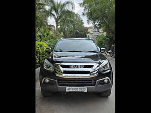 Second Hand Isuzu MU-X 4x4 in Hyderabad