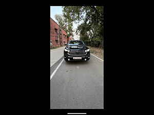 Second Hand टोयोटा इनोवा हायक्रॉस ZX (o) हाइब्रिड 7 सीटर in दिल्ली