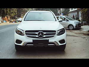 Second Hand मर्सिडीज़ बेंज़ GLC 220 डी प्रोग्रेसिव in दिल्ली