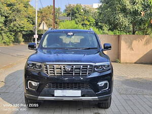 Second Hand Mahindra Scorpio Z8 Diesel AT 4WD 7 STR [2022] in Nashik