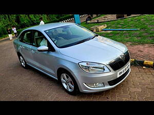 Second Hand Skoda Rapid 1.6 MPI Ambition in Mumbai