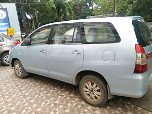 Second Hand Toyota Innova 2.5 G4 8 STR in Ranchi