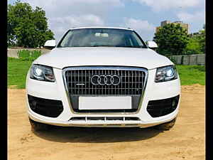 Second Hand ऑडी q5 3.0 tdi क्वाट्रो प्रीमियम प्लस in अहमदाबाद