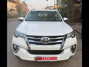 Second Hand Toyota Fortuner 2.8 4x2 AT [2016-2020] in Thane