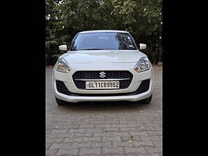 Second Hand Maruti Suzuki Swift LXi in Delhi