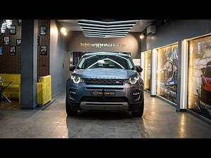 Second Hand Land Rover Discovery Sport SE in Delhi