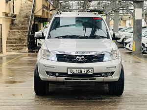 Second Hand टाटा सफारी 2.2 vx 4x4 in दिल्ली