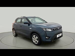 Second Hand Mahindra XUV300 W6 1.2 Petrol in Pune