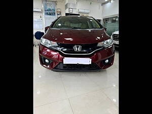 Second Hand Honda Jazz V Petrol in Mumbai