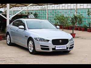 Second Hand Jaguar XE Prestige Diesel in Delhi