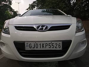 Second Hand Hyundai i20 Magna 1.2 in Ahmedabad