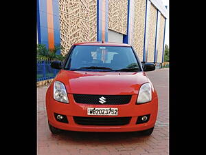 Second Hand Maruti Suzuki Swift VXi in Kolkata