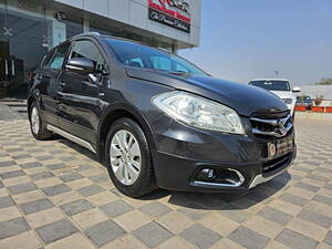 Second Hand Maruti Suzuki S-Cross Alpha 1.6 in Ahmedabad