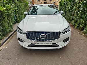 Second Hand वोल्वो xc60 इंसक्रिपशन [2017-2020] in मुंबई