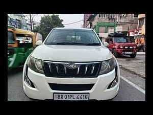 Second Hand महिंद्रा XUV500 w10 in पटना