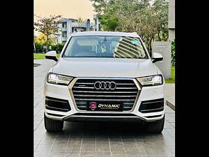 Second Hand Audi Q7 45 TDI Technology Pack in Mumbai