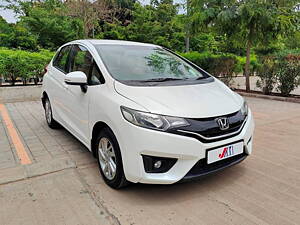 Second Hand Honda Jazz V CVT Petrol in Ahmedabad