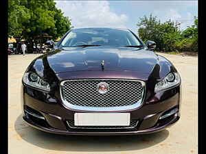 Second Hand जैगुवार xj 3.0 v6 पोर्टफ़ोलियो in अहमदाबाद