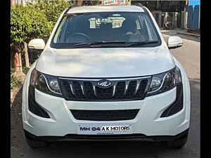 Second Hand महिंद्रा XUV500 w6 ऑटोमैटिक in पुणे