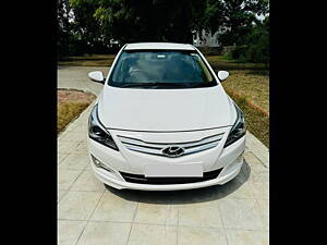 Second Hand Hyundai Verna SX 1.6 CRDi in Lucknow