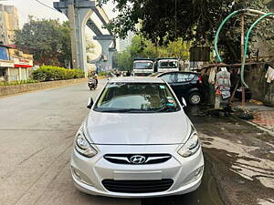 Second Hand Hyundai Verna Fluidic 1.6 VTVT SX in Mumbai