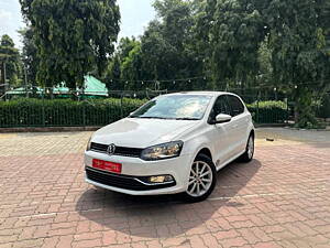 Second Hand Volkswagen Polo Highline1.2L (P) in Jalandhar