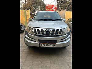 Second Hand महिंद्रा XUV500 w6 in कानपुर