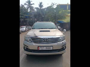 Second Hand Toyota Fortuner 3.0 4x4 MT in Mumbai