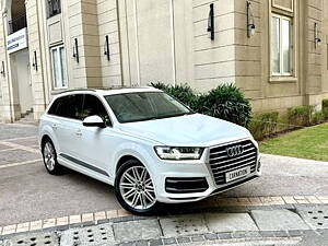 Second Hand Audi Q7 45 TFSI Technology Pack in Delhi