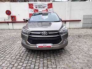 Second Hand Toyota Innova Crysta GX 2.4 7 STR in Delhi