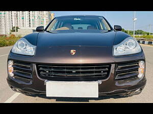 Second Hand Porsche Cayenne S V8 Tiptronic in Jaipur