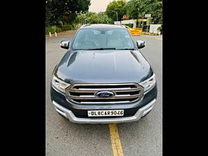 Second Hand Ford Endeavour Titanium 3.2 4x4 AT in Faridabad