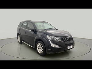 Second Hand Mahindra XUV500 W10 AT 1.99 in Pune