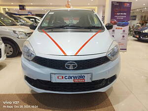 Second Hand Tata Tiago Revotorq XE [2016-2019] in Kanpur