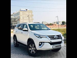 Second Hand Toyota Fortuner 2.8 4x2 AT [2016-2020] in Mohali