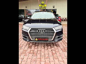 Second Hand Audi Q7 45 TDI Technology Pack in Raipur