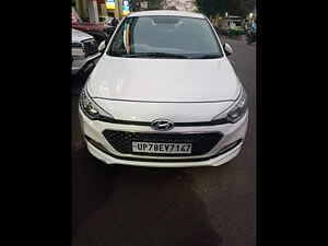 Second Hand हुंडई एलीट i20 स्पोर्ट्ज़ 1.4 crdi in कानपुर