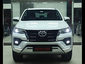 Second Hand Toyota Fortuner 4X2 AT 2.8 Diesel in Chennai