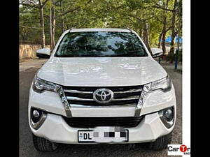 Second Hand Toyota Fortuner 2.8 4x2 AT [2016-2020] in Delhi