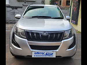 Second Hand महिंद्रा XUV500 w6 in कोलकाता